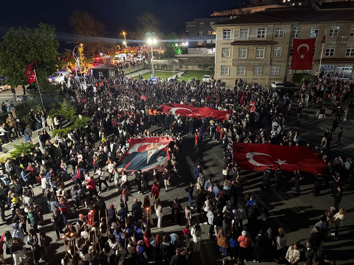 19 Mayıs Atatürk’ü Anma, Gençlik ve Spor Bayramı Fener Alayı