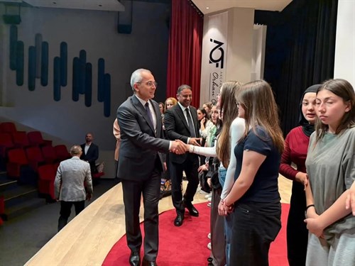 Akçakoca Nene Hatun Kız Meslek ve Teknik Anadolu Lisesinin,  Hasta ve Yaşlı Hizmetleri Alanı öğrencilerinden  tiyatro gösterisi
