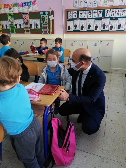 Kaymakamımız Sayın Mustafa CAN Osmaniye İlköğretim Okulu'nu ziyaret etti